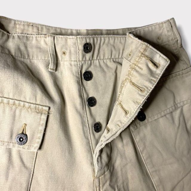 ALPHA INDUSTRIES(アルファインダストリーズ)のALPHA INDUSTRIES M-44型　モンキーパンツ　ホワイトカーキ メンズのパンツ(ワークパンツ/カーゴパンツ)の商品写真