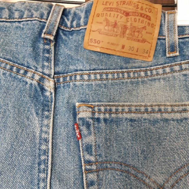 Levi's(リーバイス)のLevi's　リーバイス　デニムスカート　ダメージ加工 レディースのスカート(ミニスカート)の商品写真