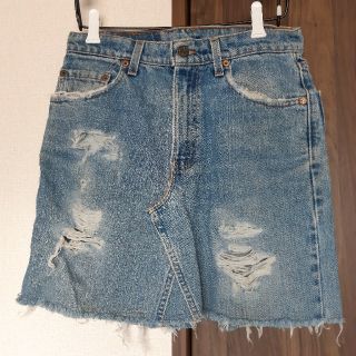 リーバイス(Levi's)のLevi's　リーバイス　デニムスカート　ダメージ加工(ミニスカート)