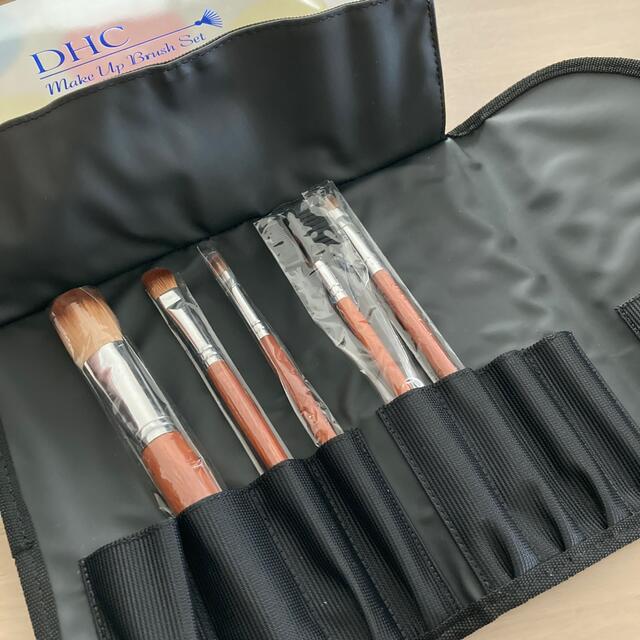 DHC(ディーエイチシー)のメークアップブラシセット　 コスメ/美容のメイク道具/ケアグッズ(ブラシ・チップ)の商品写真