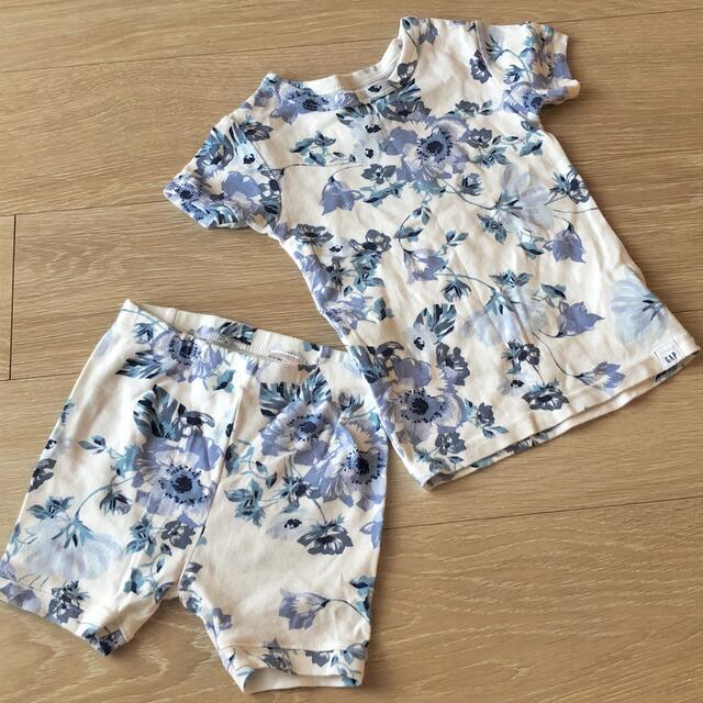 babyGAP(ベビーギャップ)のbabyGAP♡パジャマ100 キッズ/ベビー/マタニティのキッズ服女の子用(90cm~)(パジャマ)の商品写真