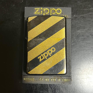 ジッポー(ZIPPO)のZIPPO ゴールド　ブラック　ライン　ストライプ(タバコグッズ)