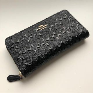 コーチ(COACH)の美品 COACH コーチ エナメル レザー 立体シグネチャー 長財布 ブラック(財布)