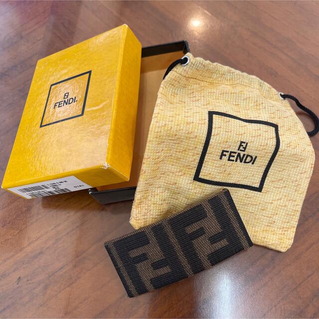 Fendi フェンディの髪留め