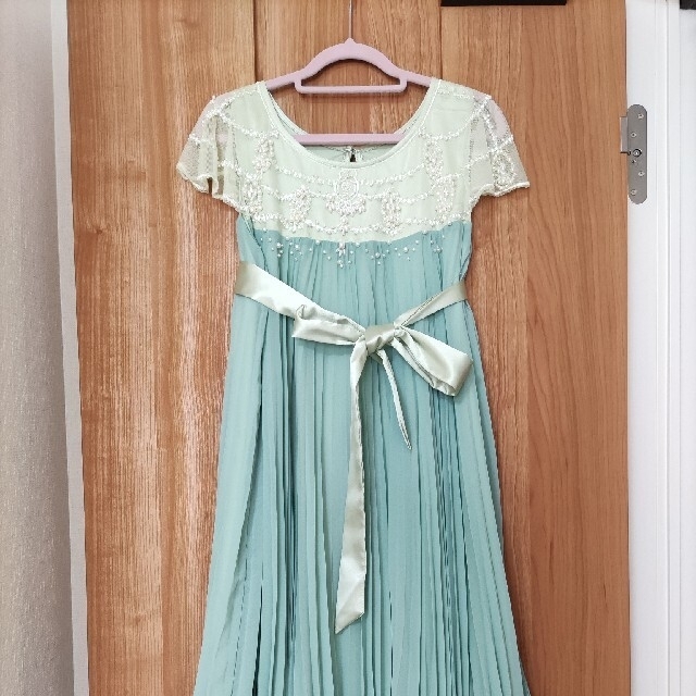 パールプリーツドレス レディースのフォーマル/ドレス(ミディアムドレス)の商品写真