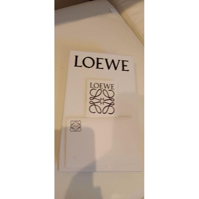 世界50個限定!!　スーパーマリオ　LOEWE コラボ　ポーチ 5