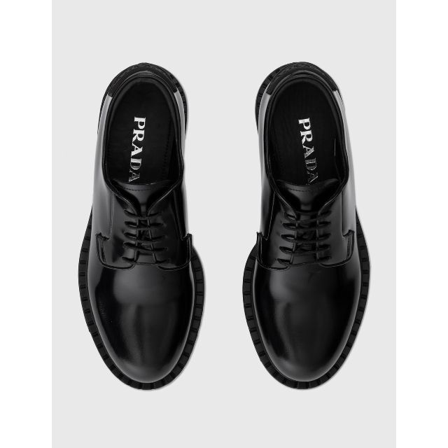 PRADA - PRADA ブラッシュド レザー ダービー シューズの通販 by PRADA - PRADA ブラッシュド レザー ダービー シューズの通販 by