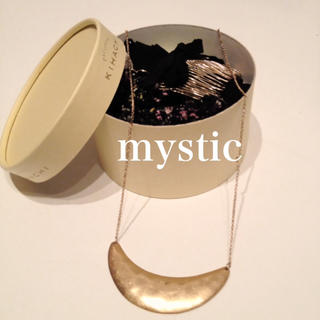 ミスティック(mystic)のmystic定番三日月ネックレス(ネックレス)