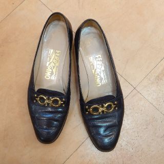 サルヴァトーレフェラガモ(Salvatore Ferragamo)のここな様専用☆フェラガモ　ローファー(ローファー/革靴)