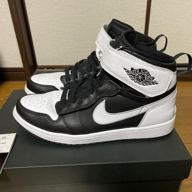 NIKE(ナイキ)のAIR JORDAN1 HI FLYEASE.  WHITE メンズの靴/シューズ(スニーカー)の商品写真