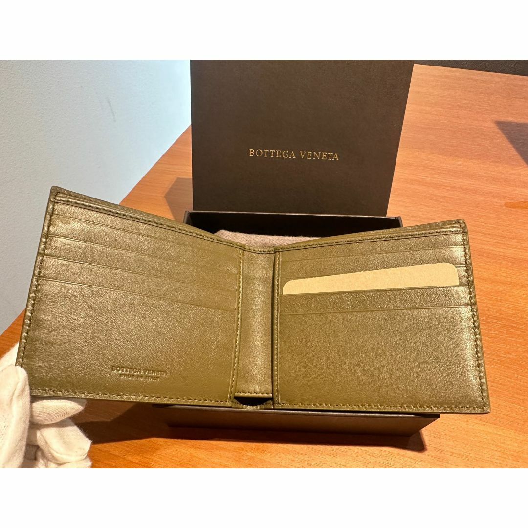 新品未使用 ボッテガ ヴェネタ 折り財布196207 V0P71 2844