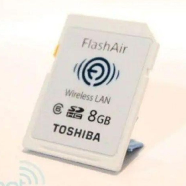 東芝(トウシバ)のTOSHIBA FlashAir W-02 8GB★Wi-Fi機能搭載SDカード スマホ/家電/カメラのカメラ(その他)の商品写真