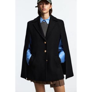 ザラ(ZARA)のウールブレンドボタンケープ(ポンチョ)