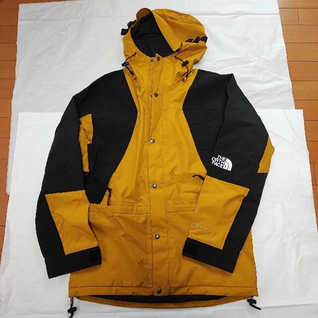 THE NORTH FACE(ザノースフェイス)のザノースフェイス 1994 レトロ マウンテン ライト ジャケット M イエロー メンズのジャケット/アウター(マウンテンパーカー)の商品写真