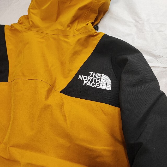 THE NORTH FACE(ザノースフェイス)のザノースフェイス 1994 レトロ マウンテン ライト ジャケット M イエロー メンズのジャケット/アウター(マウンテンパーカー)の商品写真