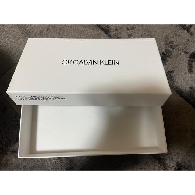 Calvin Klein(カルバンクライン)のCalvin Klein 空箱 メンズのファッション小物(長財布)の商品写真