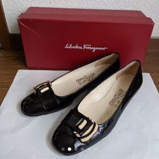 サルヴァトーレフェラガモ(Salvatore Ferragamo)のSalvatore Ferragamo パンプス イタリア製 確実正規(ハイヒール/パンプス)