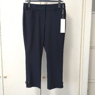 トゥービーシック(TO BE CHIC)のTO BE CHIC 　クロップドパンツ　新品(クロップドパンツ)