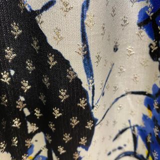 美品!DRAWER.花柄シルクパンツ.36.白青黒シルバー.