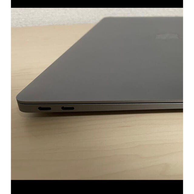 Apple(アップル)のApple MacBook Air M1 ＋ケース スマホ/家電/カメラのPC/タブレット(ノートPC)の商品写真