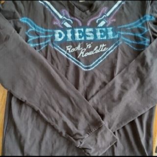 ディーゼル(DIESEL)のDIESEL  ロンＴ。伸縮性あり。(Tシャツ/カットソー(七分/長袖))