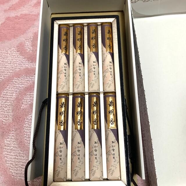 定価30000円!超高級お線香!玉初堂♡最明香♡塗箱入り♡短寸8把入