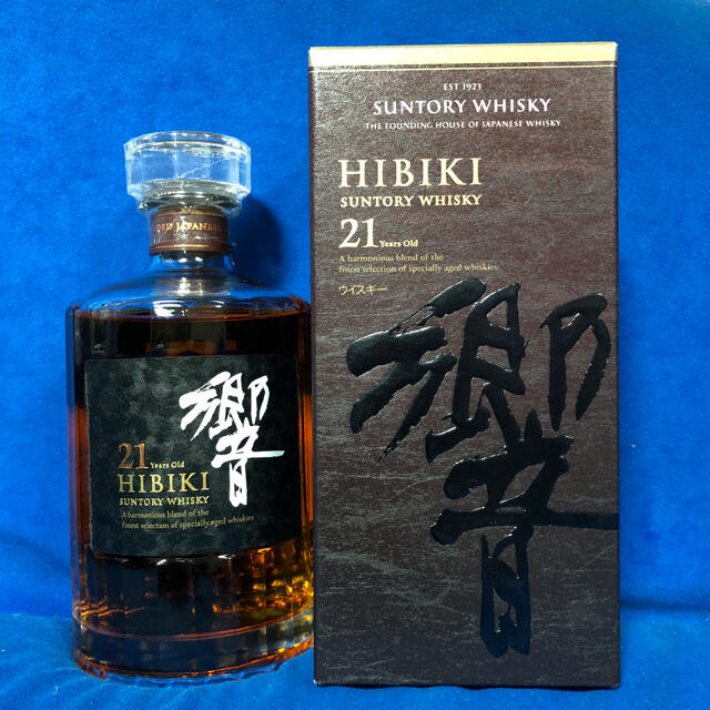 正規品　新品　未開封　サントリー ウイスキー 響21年 700ml 箱付き