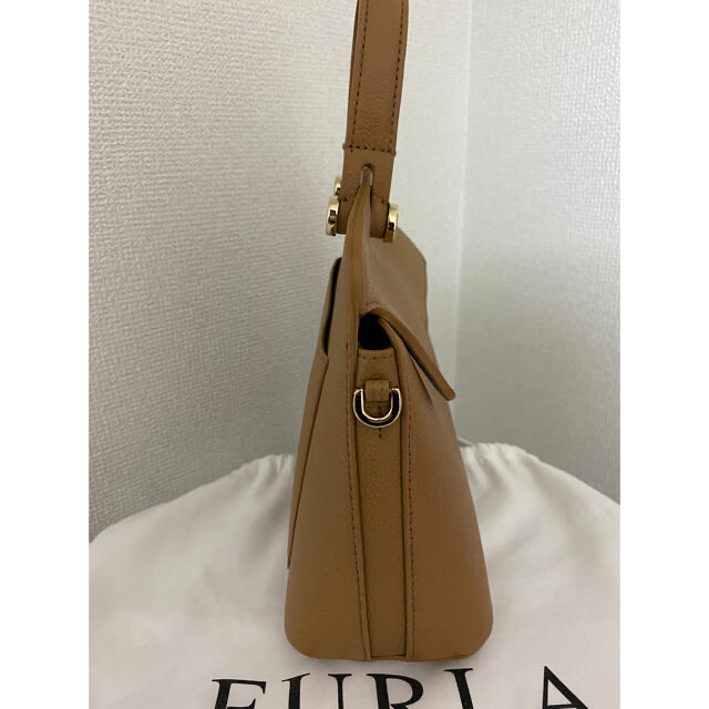 Furla(フルラ)の【ポコアぽこ様専用です】美品♡フルラ　パイパーSサイズ レディースのバッグ(ショルダーバッグ)の商品写真