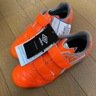 アンブロ(UMBRO)の最終値下げ　新品　umbro アンブロ　キッズ　サッカー(スニーカー)