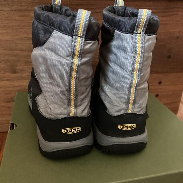 KEEN(キーン)のKEENジュニアブーツ 22.0 キッズ/ベビー/マタニティのキッズ靴/シューズ(15cm~)(ブーツ)の商品写真