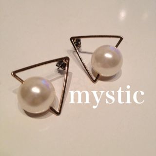 ミスティック(mystic)のmystic大人気△パールピアス(ピアス)