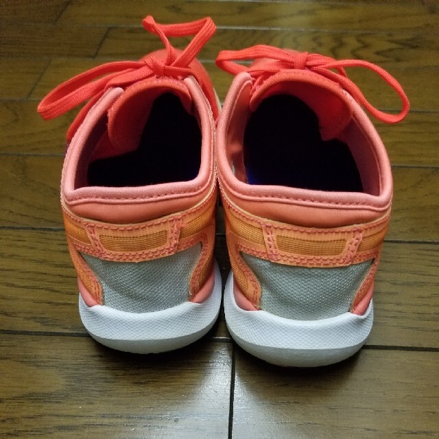 NIKE(ナイキ)のナイキ✨スニーカー👟23cm レディースの靴/シューズ(スニーカー)の商品写真