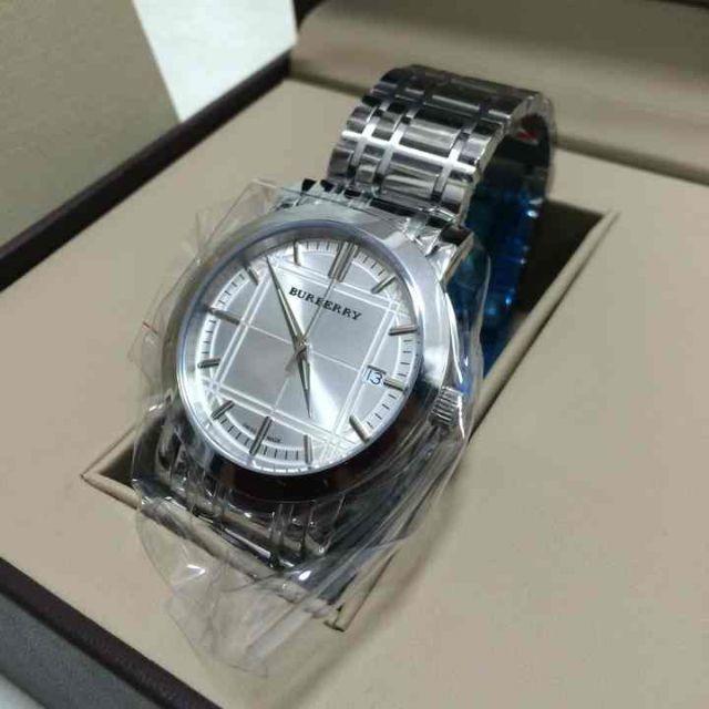 熱い販売 BURBERRY - バーバリー　腕時計　BU1350 金属ベルト