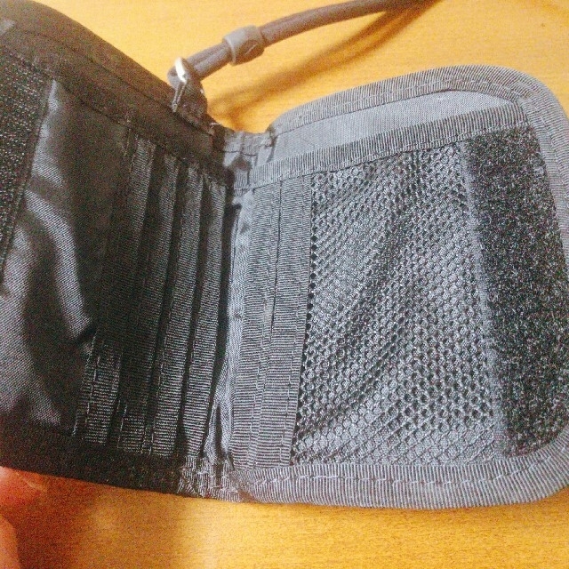 ナイキ 財布 メンズのファッション小物(折り財布)の商品写真