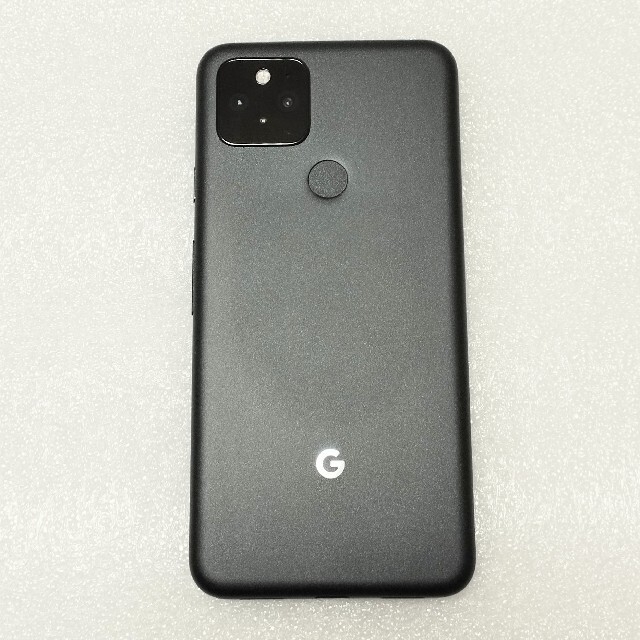 Google Pixel(グーグルピクセル)の【再出品】Google Pixel5 黒 SIMロック解除済 おまけ付き スマホ/家電/カメラのスマートフォン/携帯電話(スマートフォン本体)の商品写真