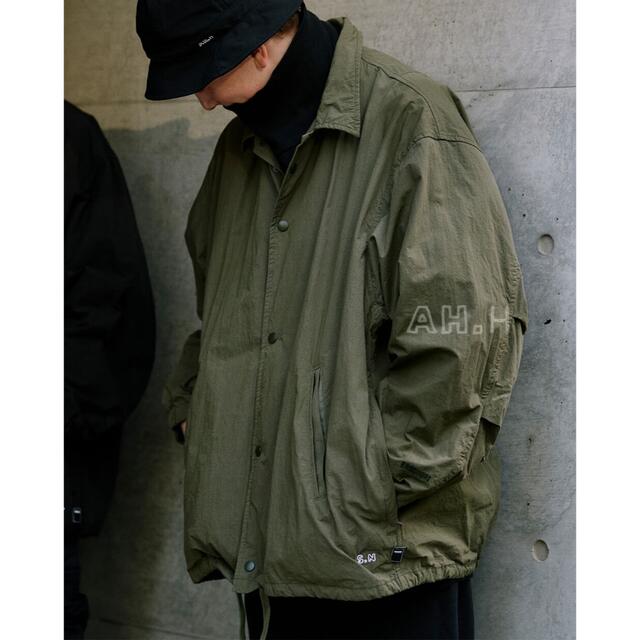 BEAMS(ビームス)のBROCHURE COACH JACKET SSZ AH.H ビームス メンズのジャケット/アウター(ブルゾン)の商品写真