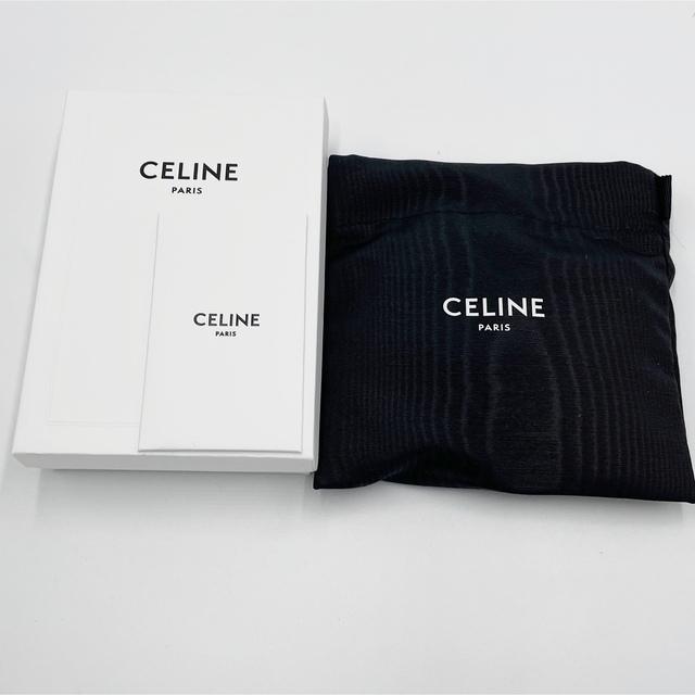 celine(セリーヌ)のCeline ファインストラップウォレット グレインドカーフスキン ブラック レディースのファッション小物(財布)の商品写真