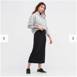 ユニクロ(UNIQLO)のストレッチダブルフェイスナロースカート　M(ロングスカート)