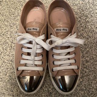 ミュウミュウ メタル スニーカー(レディース)の通販 51点 | miumiuの ...