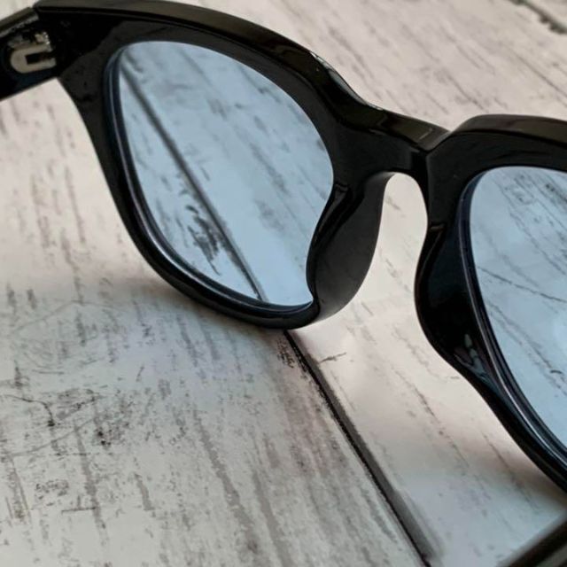ウエリントンシェイプ ブルーレンズ サングラス トムフォード感 レディースのファッション小物(サングラス/メガネ)の商品写真