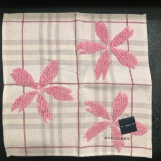 バーバリー(BURBERRY)の☆新品未使用☆バーバリーハンカチ(ハンカチ)