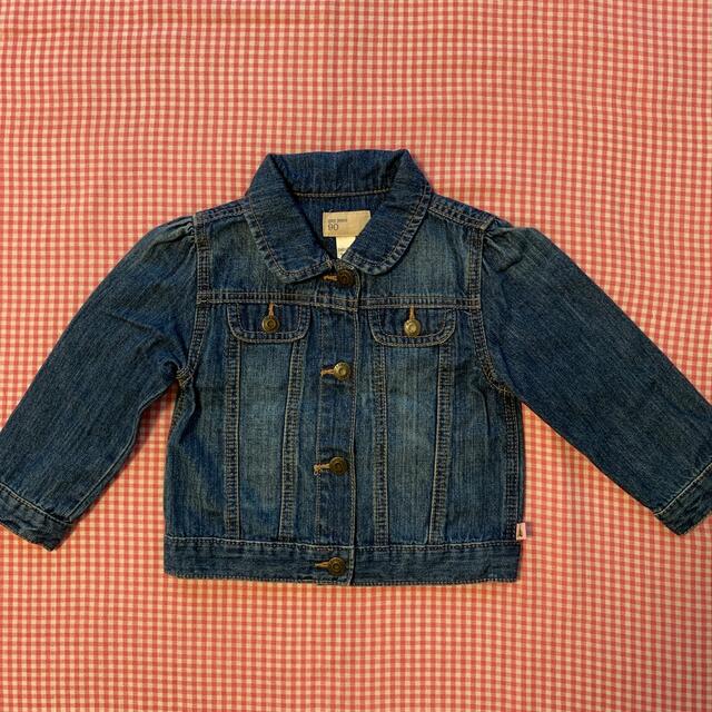 babyGAP(ベビーギャップ)のbabyGap デニムジャケット　90センチ　美品 キッズ/ベビー/マタニティのキッズ服女の子用(90cm~)(ジャケット/上着)の商品写真