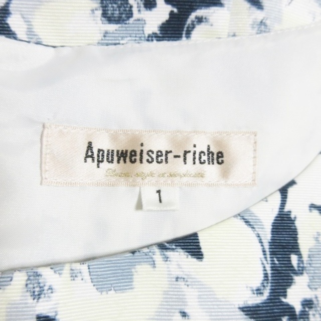 Apuweiser-riche(アプワイザーリッシェ)のアプワイザーリッシェ ワンピース ひざ丈 半袖 花柄 1 紺 ネイビー レディースのワンピース(ひざ丈ワンピース)の商品写真