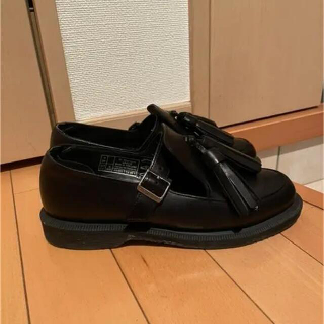 Dr.Martens(ドクターマーチン)の美品【ドクターマーチン】タッセルローファー 37サイズ レディースの靴/シューズ(ローファー/革靴)の商品写真