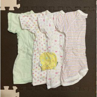 コンビミニ(Combi mini)の出産準備★ コンビ肌着  新生児  女の子 ベビー服 ４枚セット ミトン付き！(肌着/下着)