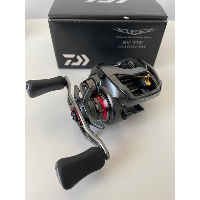 DAIWA(ダイワ)のダイワ　スティーズ　sv tw スポーツ/アウトドアのフィッシング(リール)の商品写真