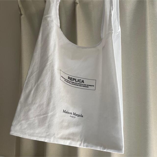 Maison Martin Margiela(マルタンマルジェラ)の【非売品】maison margiela  レプリカ　トートバッグ レディースのバッグ(トートバッグ)の商品写真