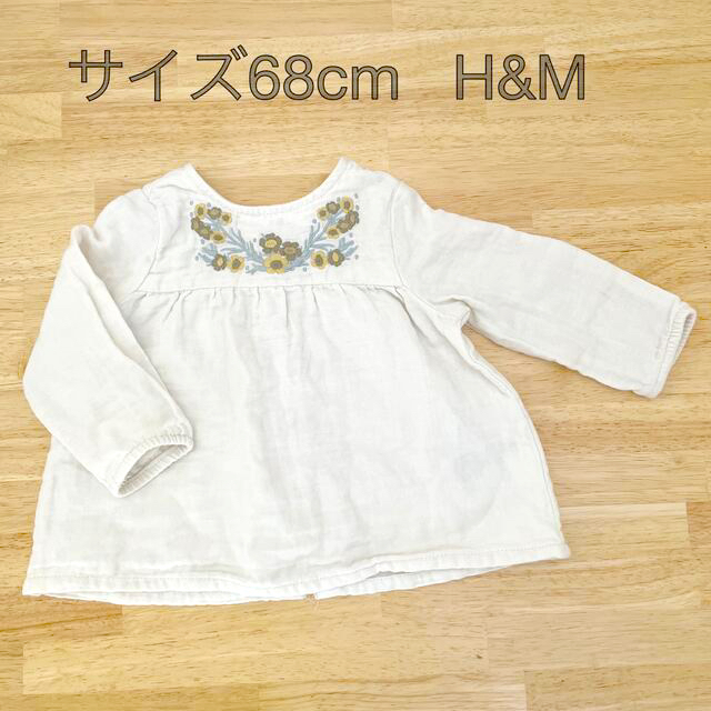 H&M(エイチアンドエム)のH&M／花柄刺繍チュニック／女の子68cm キッズ/ベビー/マタニティのベビー服(~85cm)(ワンピース)の商品写真