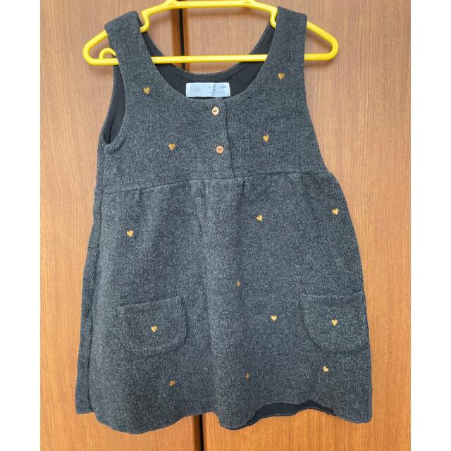 ZARA KIDS(ザラキッズ)のザラ　ハート刺繍ワンピース キッズ/ベビー/マタニティのキッズ服女の子用(90cm~)(ワンピース)の商品写真