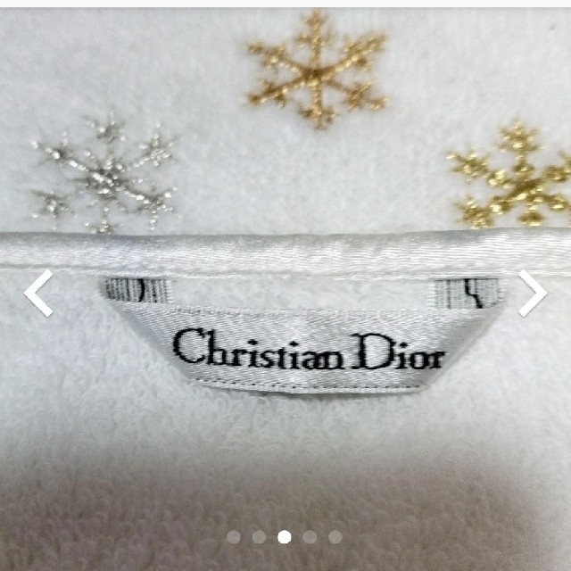 Christian Dior(クリスチャンディオール)の【未使用】Christian Dior タオル地 ハンカチ レディースのファッション小物(ハンカチ)の商品写真